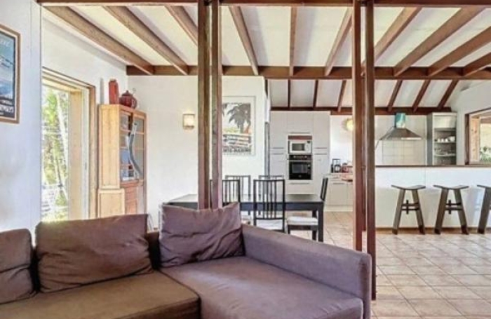 Vente Maison 146m&sup2; 5 pièces Saint Gilles les Bains