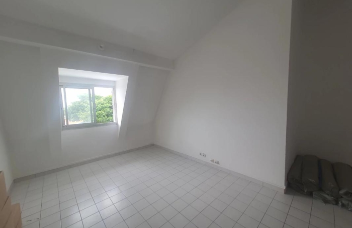 Location Appartement 53m&sup2; 2 pièces Saint-Beno&icirc;t