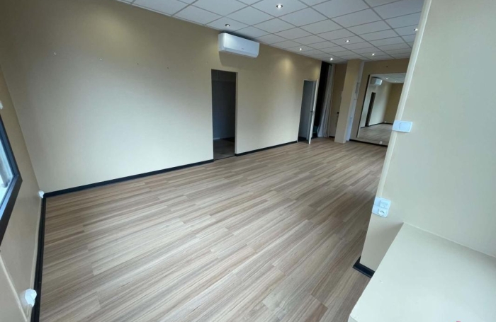Location Local commercial 53m&sup2; 2 pièces Saint Denis