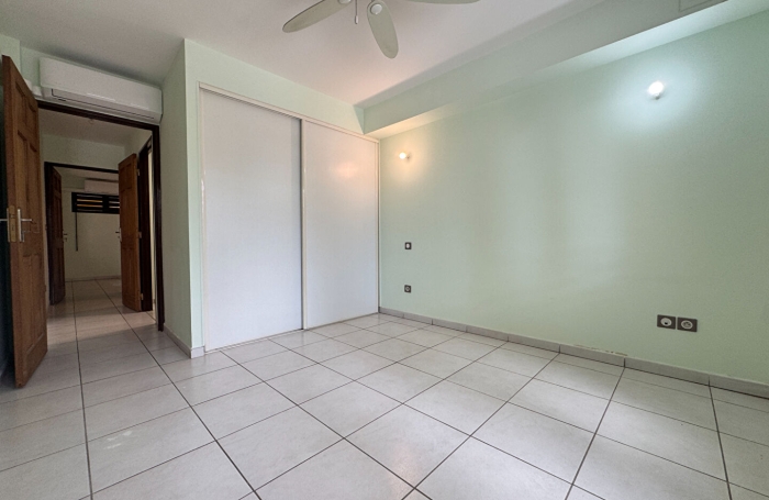 Location Appartement 61.54m&sup2; 3 pi&egrave;ces Saint Gilles les Bains