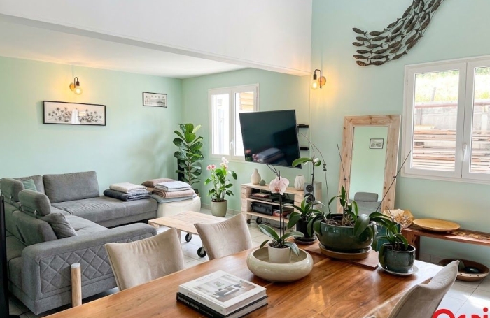 Vente Maison 180m&sup2; 7 pièces La Saline les Hauts