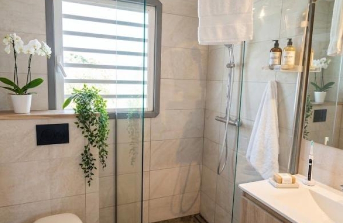 Vente Maison 180m&sup2; 7 pièces La Saline les Hauts