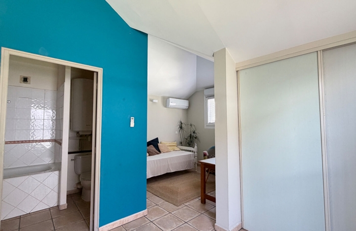 Location Appartement 80.3m&sup2; 3 pi&egrave;ces Saint-Pierre
