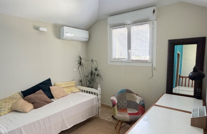 Location Appartement 80.3m&sup2; 3 pi&egrave;ces Saint-Pierre