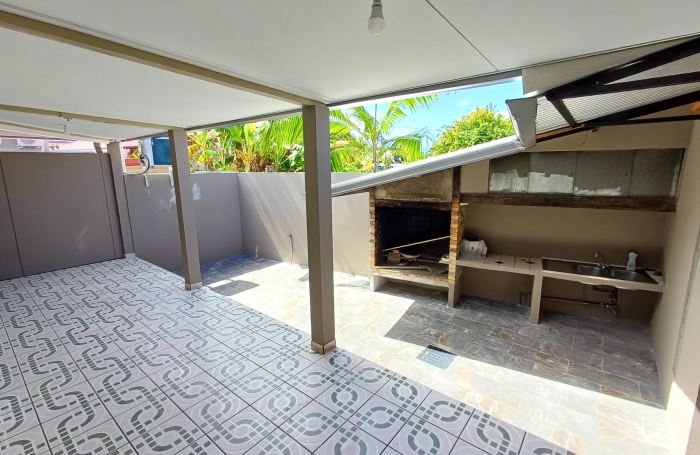 Villa T5 r&eacute;nov&eacute;e &agrave; Bras-Panon centre