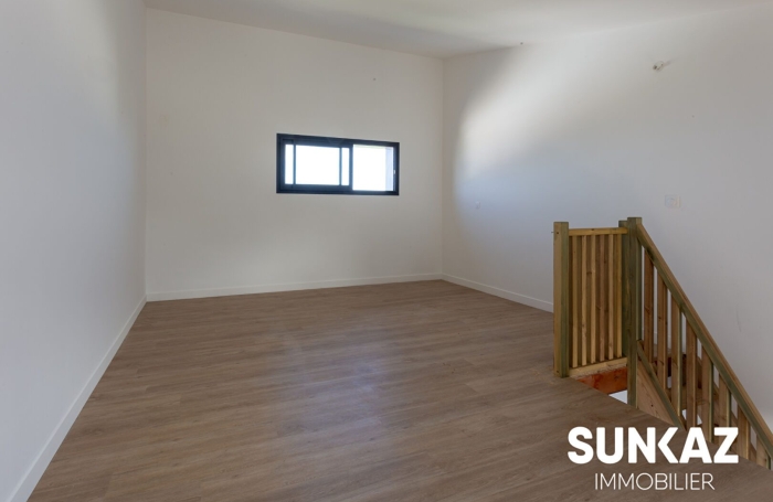 Location Appartement 47.30m&sup2; 2 pièces Saint-Pierre