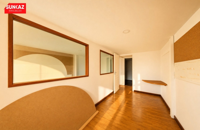 Location Local commercial 70.00m&sup2; 2 pièces Saint-Pierre