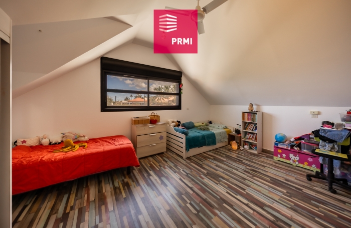 Vente Maison 107m&sup2; 4 pi&egrave;ces Trois Bassins