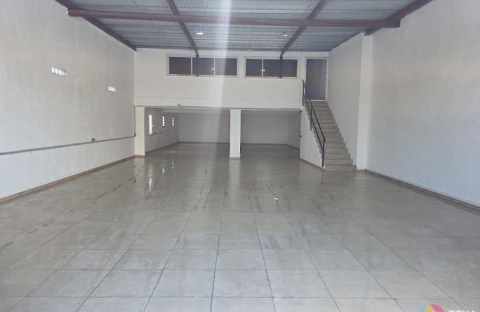 Location Local commercial 97440