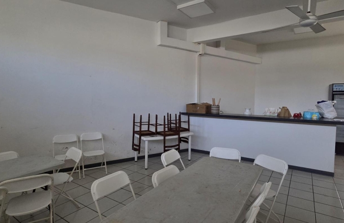 Location Local commercial 97450