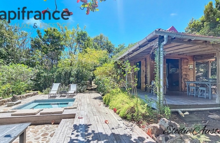 Vente Maison 261m&sup2; 8 pièces Terre de Bas