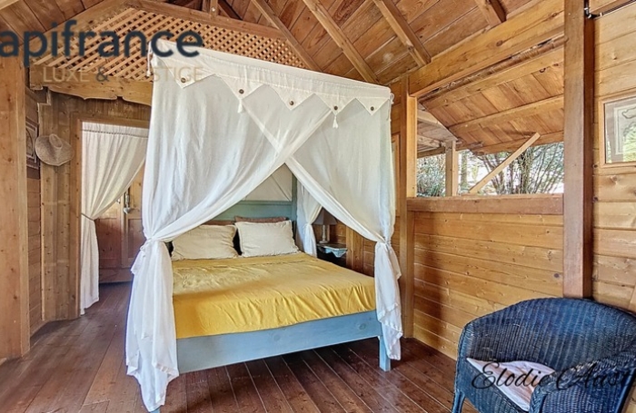 Vente Maison 261m&sup2; 8 pièces Terre de Bas