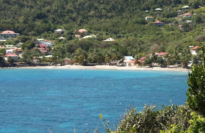 Vente Terrain 20000m&sup2; Terre de Bas