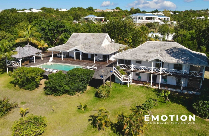 Villa AZUR aux Terres Basses