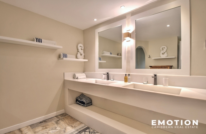 H&ocirc;tel-Restaurant 798 m2 + terrasses couvertes