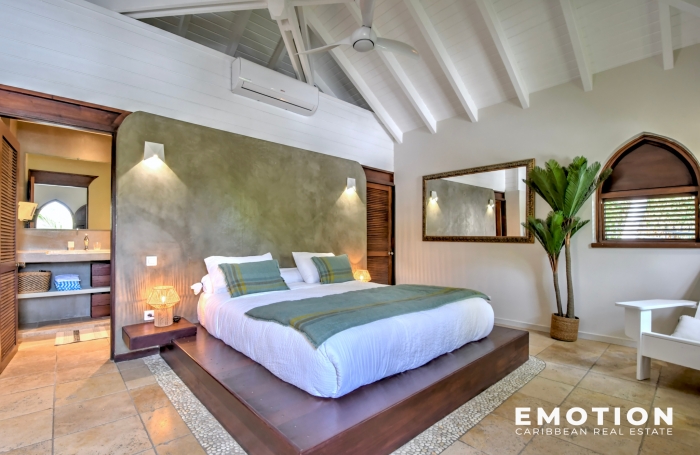 H&ocirc;tel-Restaurant 798 m2 + terrasses couvertes