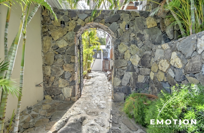 H&ocirc;tel-Restaurant 798 m2 + terrasses couvertes