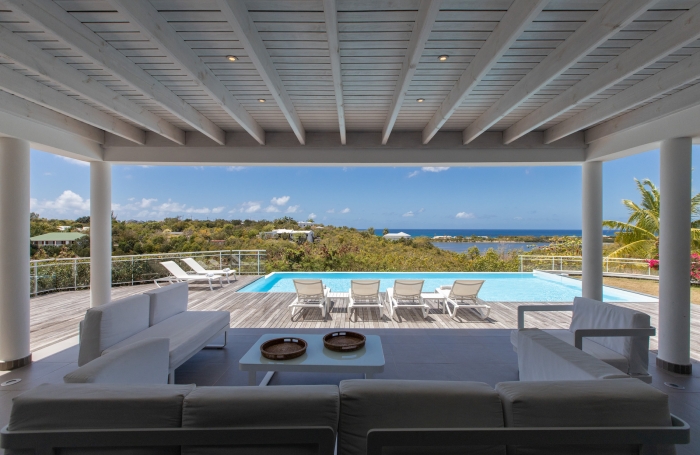 Propri&eacute;t&eacute; de 2 villas vue mer aux Terres Basses