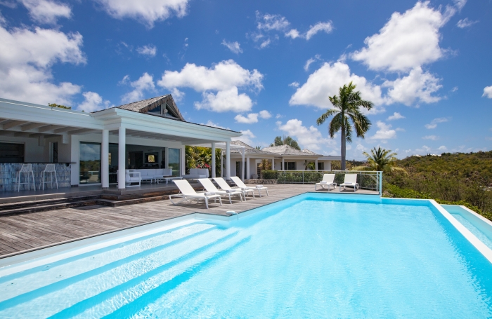Propri&eacute;t&eacute; de 2 villas vue mer aux Terres Basses