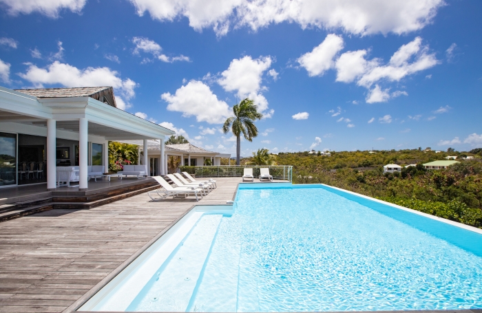 Propri&eacute;t&eacute; de 2 villas vue mer aux Terres Basses