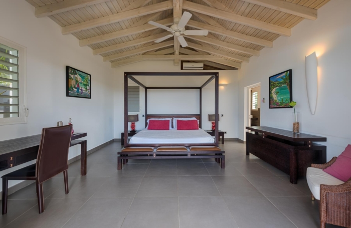 Propri&eacute;t&eacute; de 2 villas vue mer aux Terres Basses