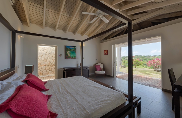 Propri&eacute;t&eacute; de 2 villas vue mer aux Terres Basses