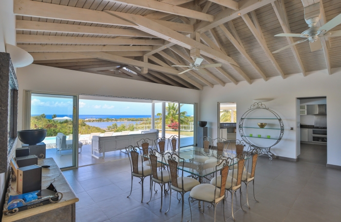 Propri&eacute;t&eacute; de 2 villas vue mer aux Terres Basses