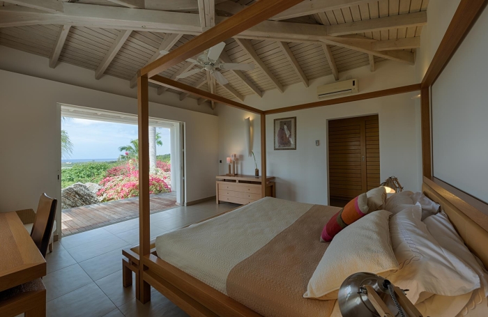 Propri&eacute;t&eacute; de 2 villas vue mer aux Terres Basses