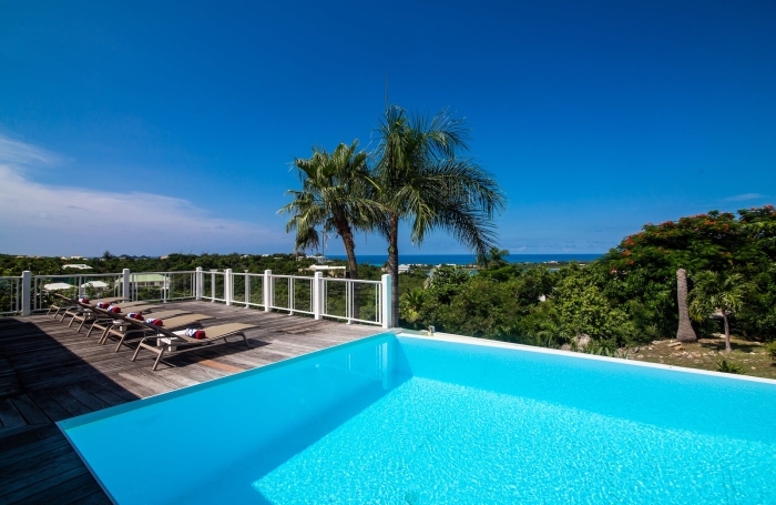 Propri&eacute;t&eacute; de 2 villas vue mer aux Terres Basses