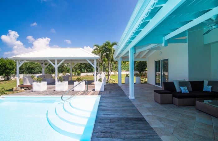 Propri&eacute;t&eacute; de 2 villas vue mer aux Terres Basses