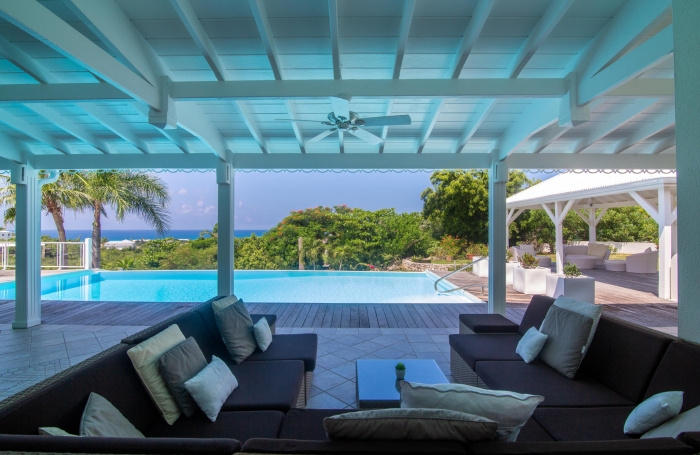 Propri&eacute;t&eacute; de 2 villas vue mer aux Terres Basses