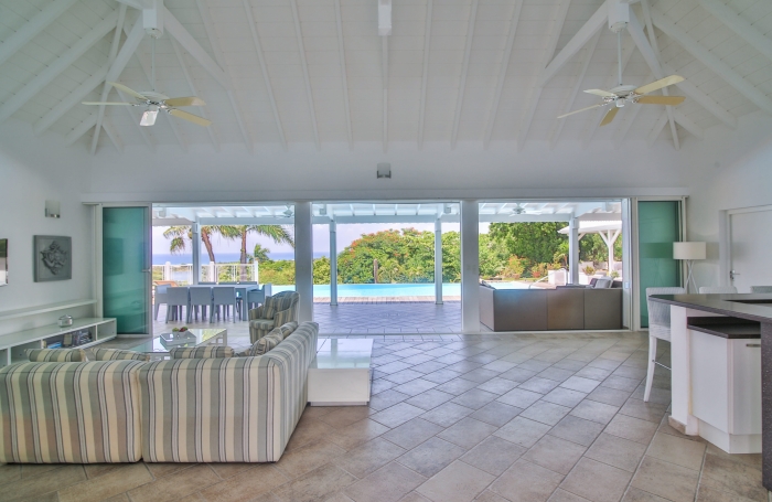 Propri&eacute;t&eacute; de 2 villas vue mer aux Terres Basses