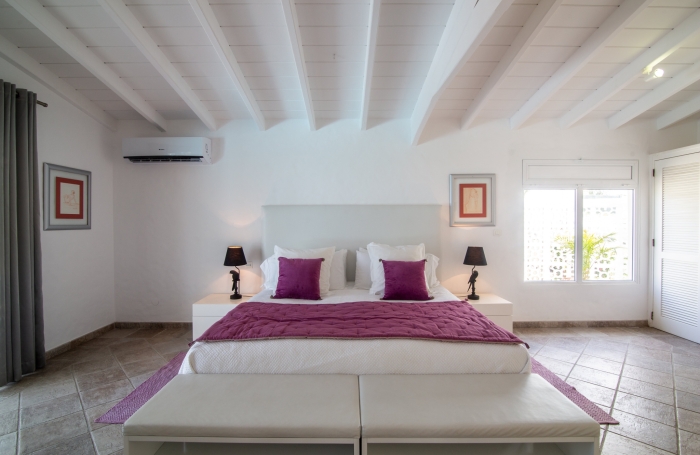 Propri&eacute;t&eacute; de 2 villas vue mer aux Terres Basses