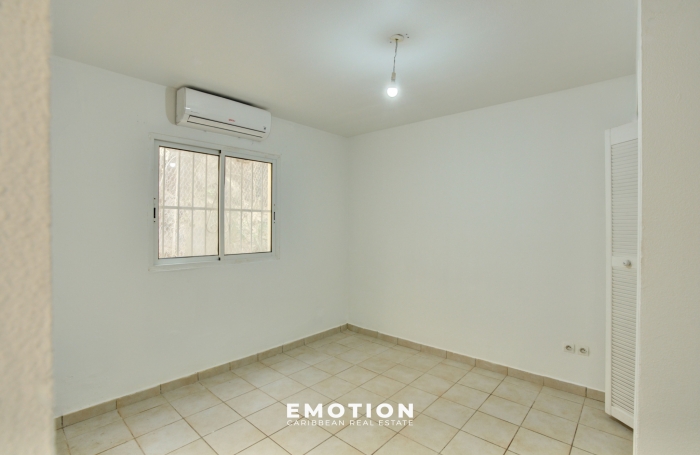 Appartement T3 &agrave; r&eacute;nover sur Agr&eacute;ment