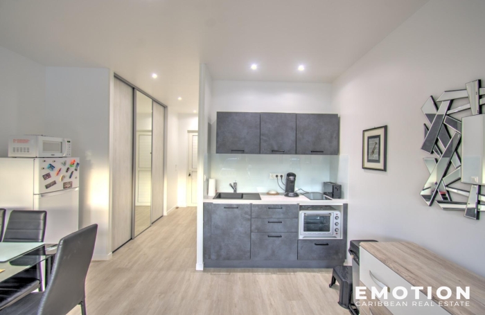 EMOTION - STUDIO - CUL DE SAC